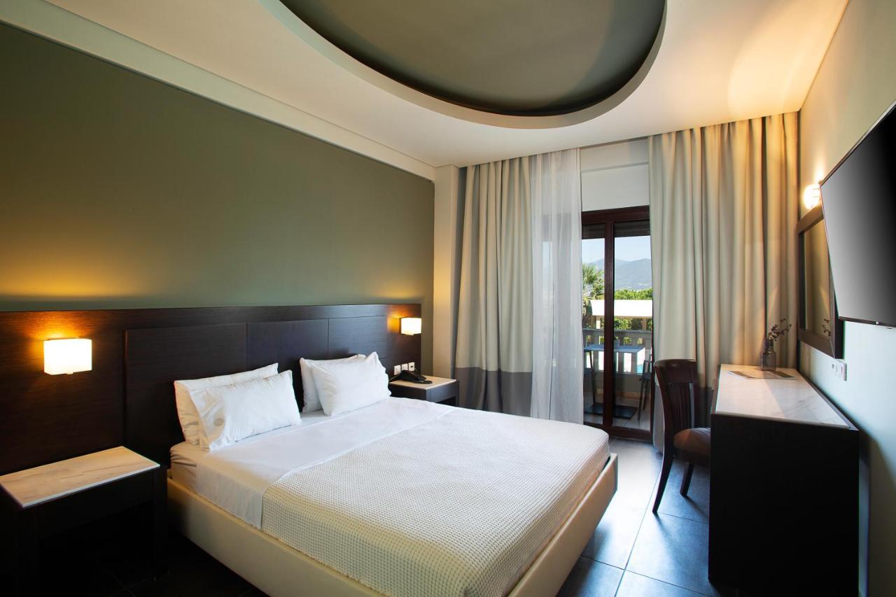 Heaven Hotel Thessaloniki Airport Neon Rysion Extérieur photo